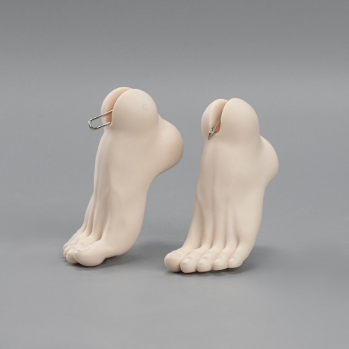High-heeled feet for male